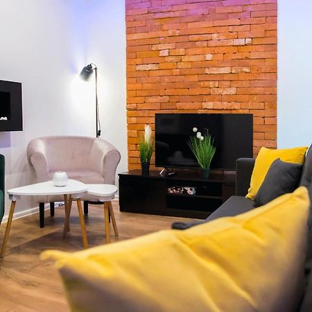 Apartament Gosia Nysa Esterno foto